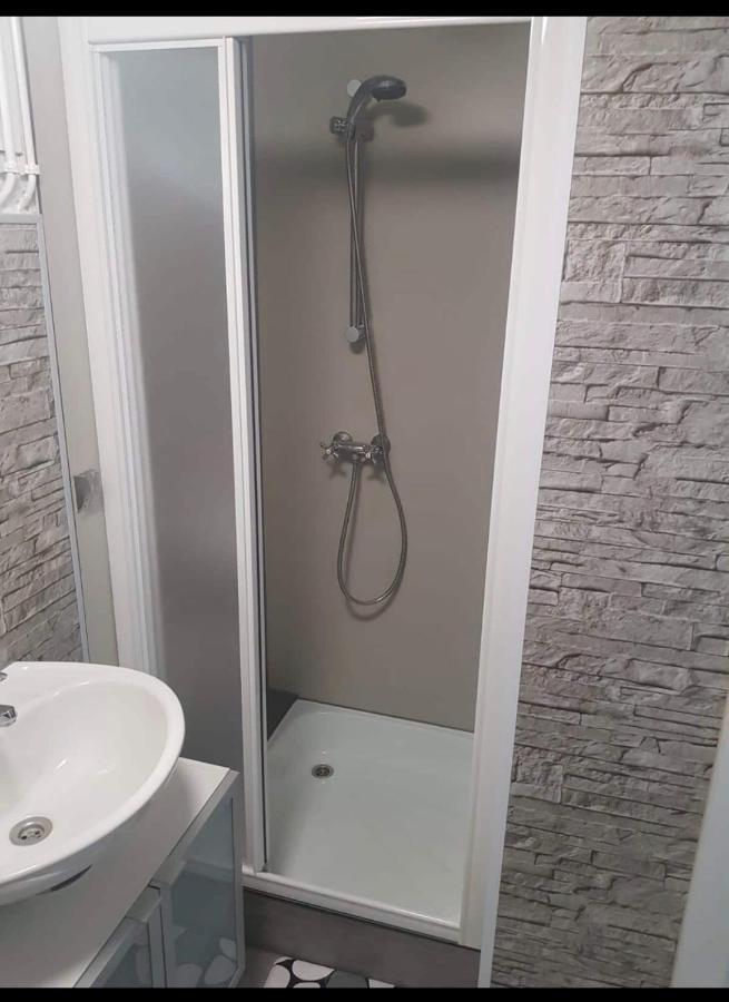 Cozy Chalet In Opmeer Near Amsterdam And Beach מראה חיצוני תמונה