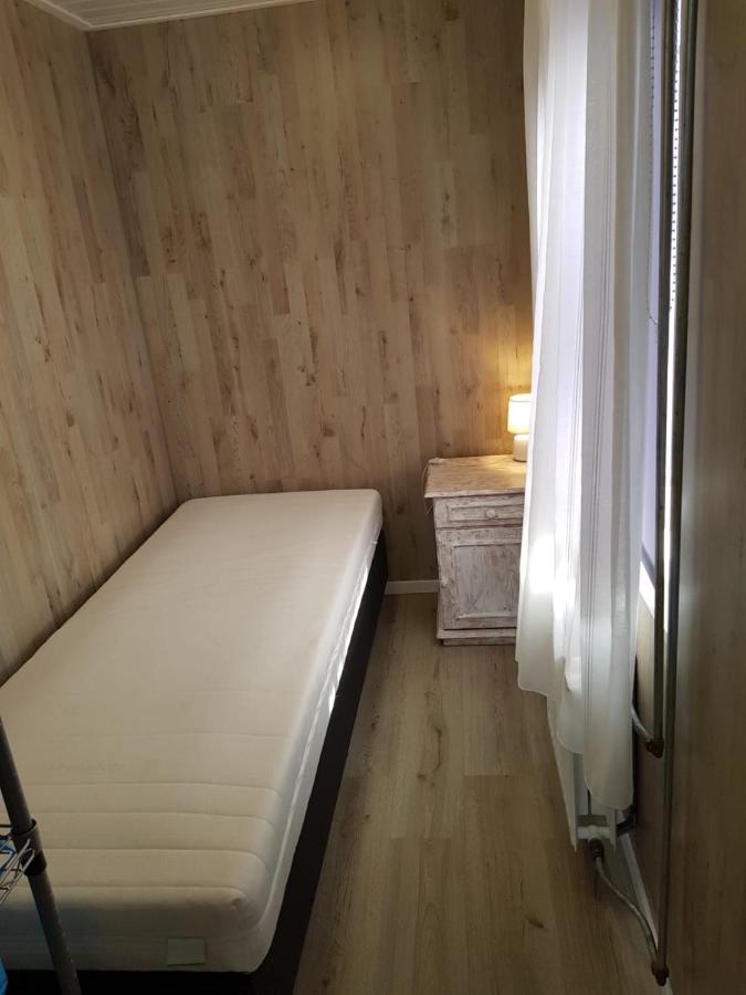 Cozy Chalet In Opmeer Near Amsterdam And Beach מראה חיצוני תמונה